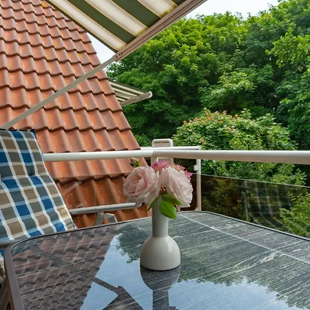 Haus Roseneck 6