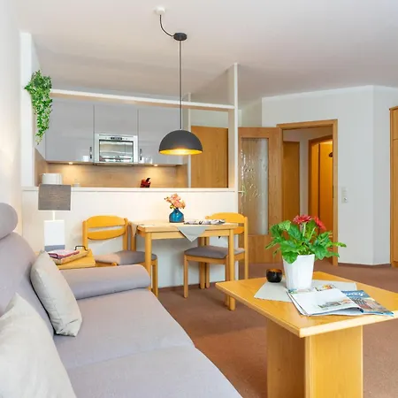 Haus Roseneck 6